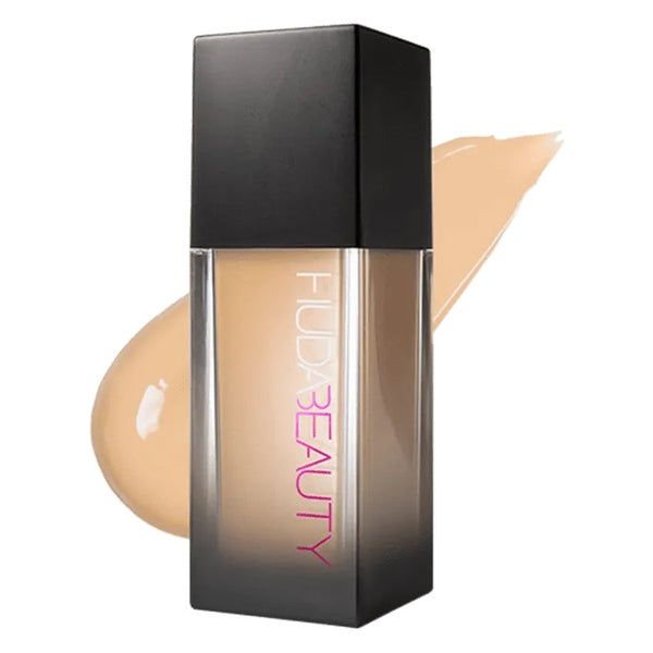 Huda Beauty #FauxFilter Foundation β 300N Latte
