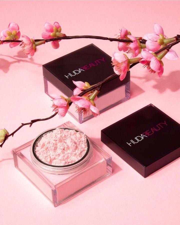 Huda Beauty Easy Bake Loose Powder-Cherry Blossom Glow🌸