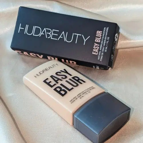 Huda Beauty Easy Blur Foundation β Shortbread 200B π― | 30 ml / 1 fl.oz