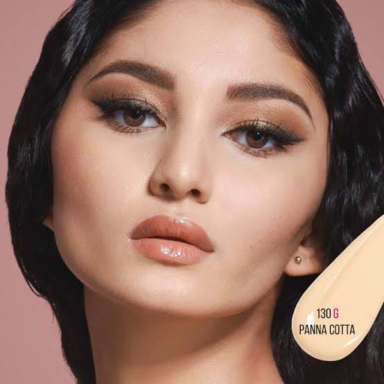 Huda Beauty #FauxFilter Luminous Matte Liquid Foundation β Panna Cotta