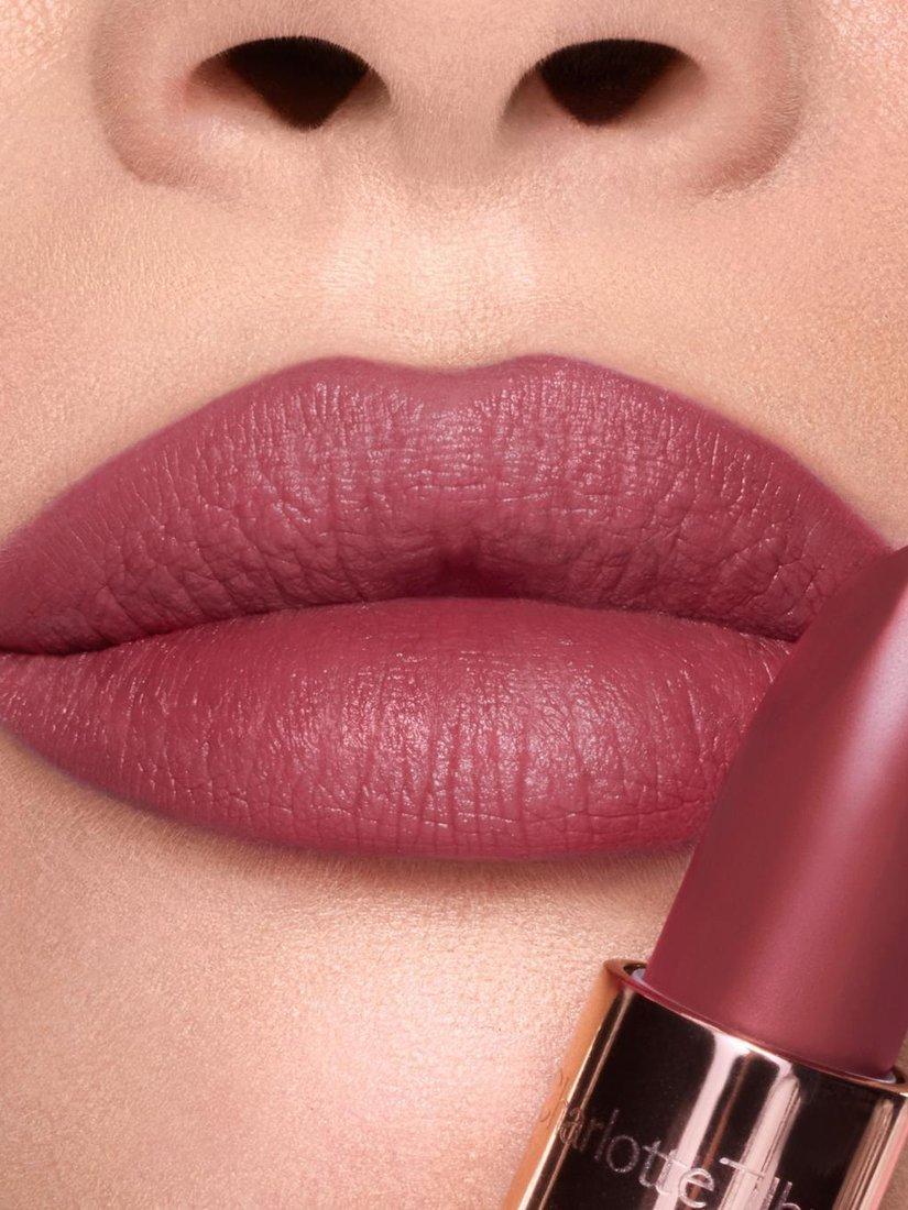 Charlotte Tilbury Matte Revolution Lipstick M.I.KISS