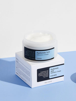 COSRX Hyaluronic Acid Intensive Cream application